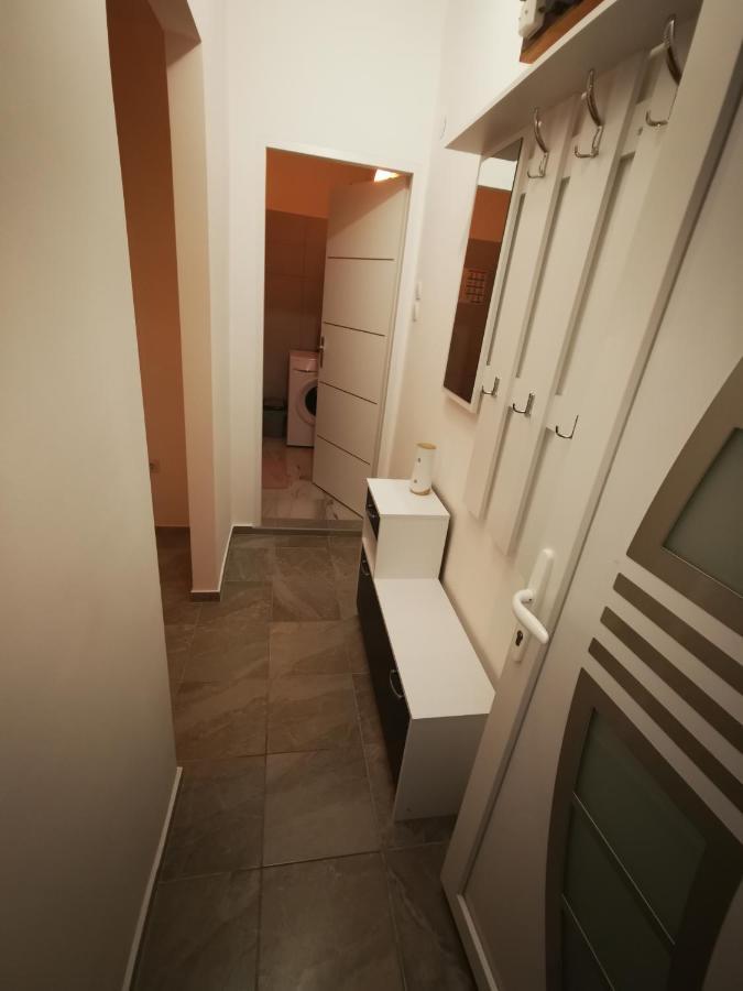 Ema Studio Apartman Карловац Экстерьер фото