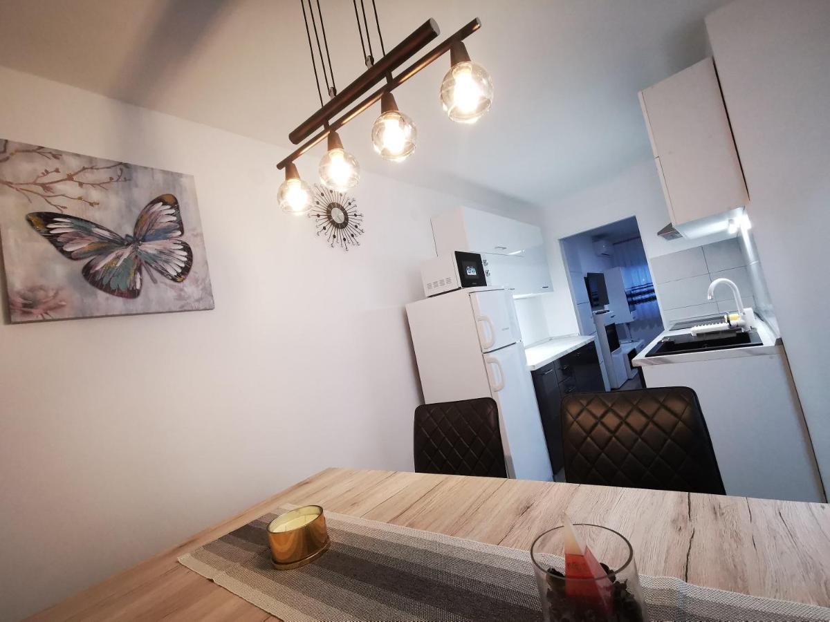 Ema Studio Apartman Карловац Экстерьер фото